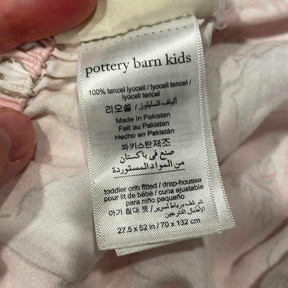 Pottery barn kids crib sheet-floral rose - Picture 3 of 4